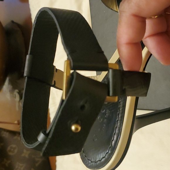 Gucci Leather Sandals - Picture 8 of 12